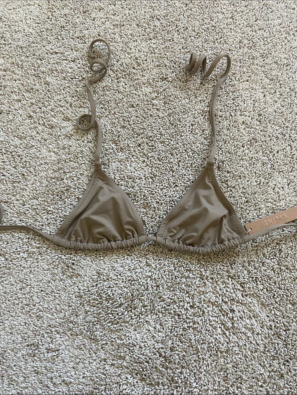 NWT Skims Triangle Bikini Top in Desert sz S Skimpy Strappy Snatched